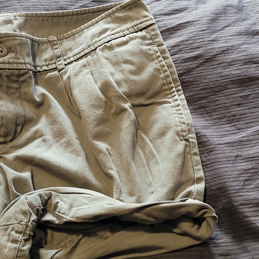 Trouser cuff shorts. London Jeans Co.